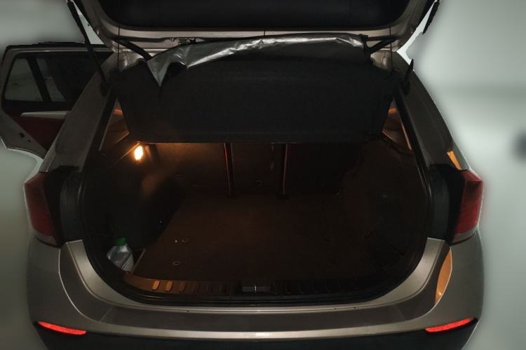 Used BMW X1 2012 sDrive18i Fashion Model Trunk