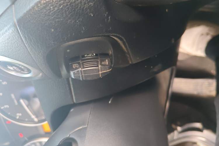 Used BMW X1 2012 sDrive18i Fashion Model Vehicle Key