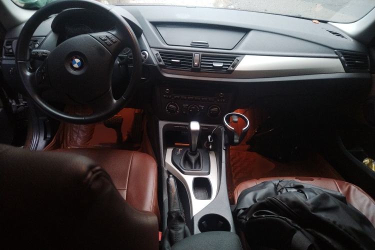 Used BMW X1 2012 sDrive18i Fashion Model Center Console