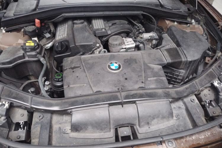 Used BMW X1 2012 sDrive18i Fashion Model Engine Bay