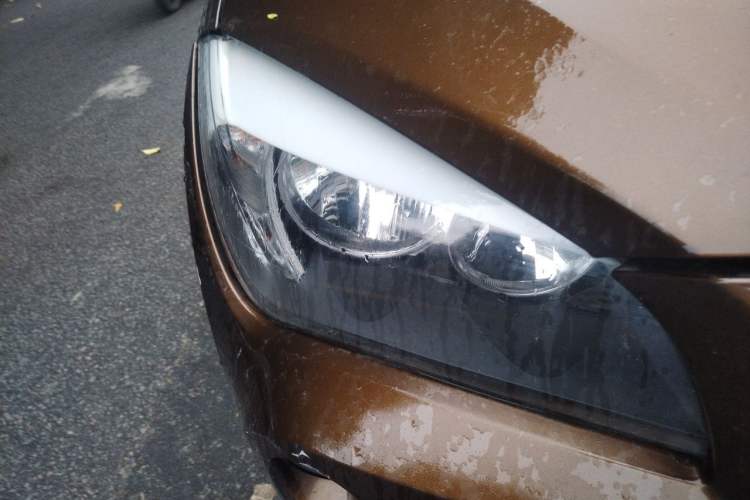 Used BMW X1 2012 sDrive18i Fashion Model Right Front Headlight