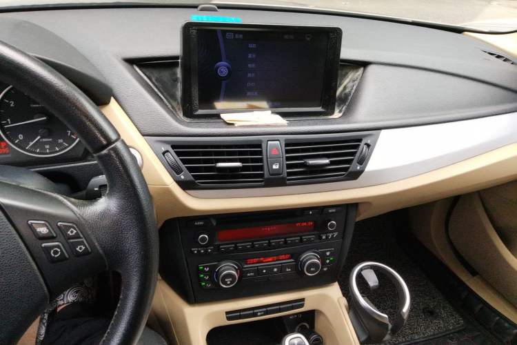 Used BMW X1 2012 sDrive20i Leading Model Audio And AC Panel