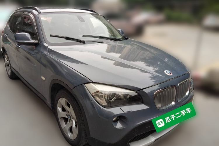 Used BMW X1 2012 sDrive18i Luxury Edition Front Right 45 Deg