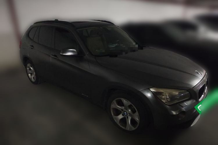 Used BMW X1 2012 sDrive18i Luxury Edition Front Right 45 Deg