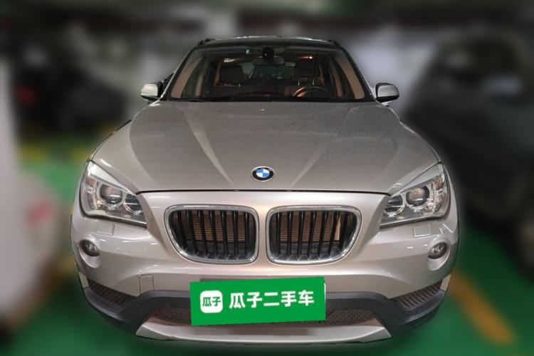Used BMW X1 2012 sDrive18i Luxury Edition Front