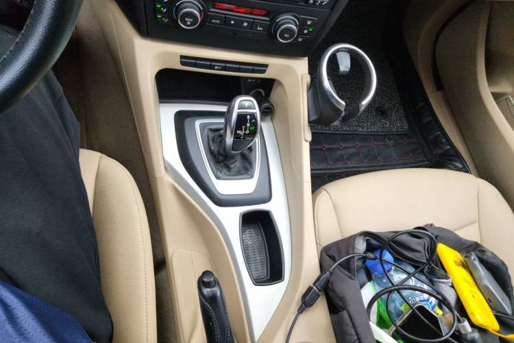 Used BMW X1 2012 sDrive20i Leading Model Gear Lever