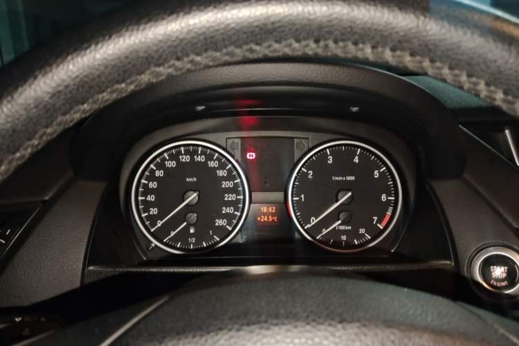 Used BMW X1 2012 sDrive18i Luxury Edition Instrument Cluster