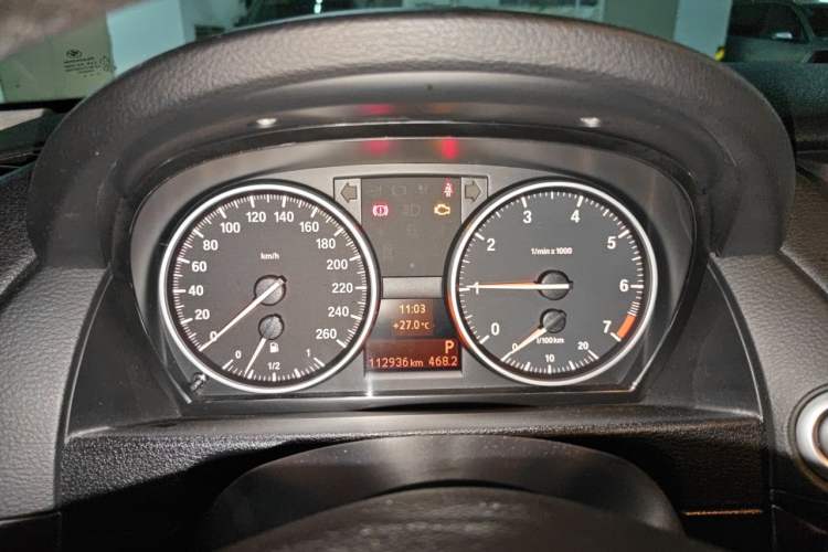 Used BMW X1 2012 sDrive18i Luxury Edition Instrument Cluster