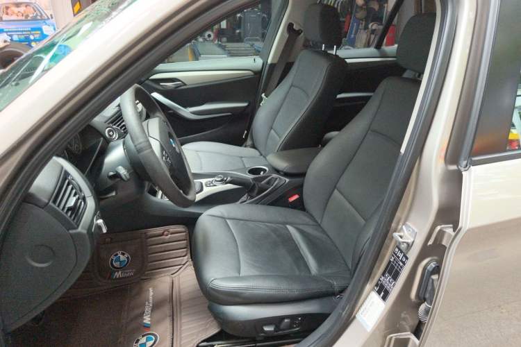 Used BMW X1 2012 sDrive18i Luxury Edition Left Front Seat