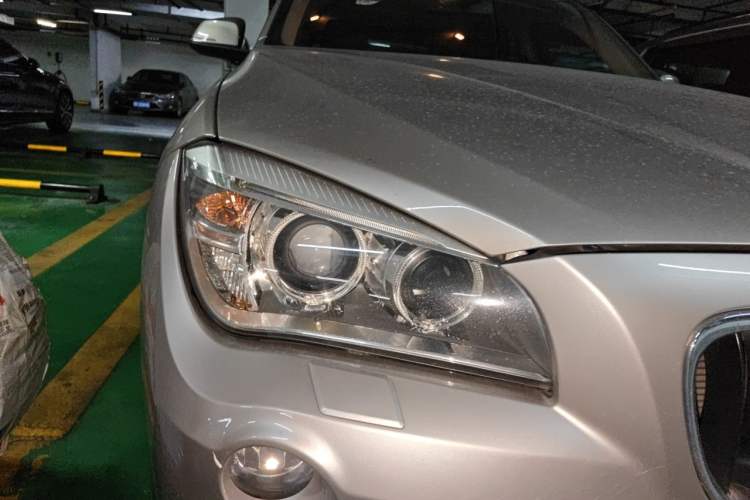 Used BMW X1 2012 sDrive18i Luxury Edition Right Front Headlight