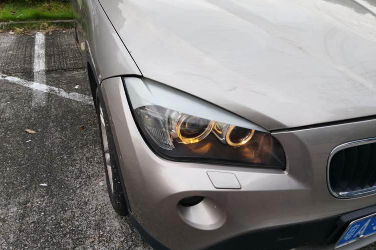 Used BMW X1 2012 sDrive20i Leading Model Right Front Headlight