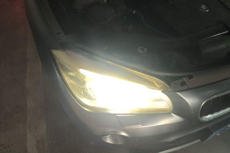 Used BMW X1 2012 sDrive18i Luxury Edition Right Front Headlight
