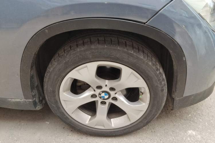 Used BMW X1 2012 sDrive18i Luxury Edition Right Front Wheel Hub