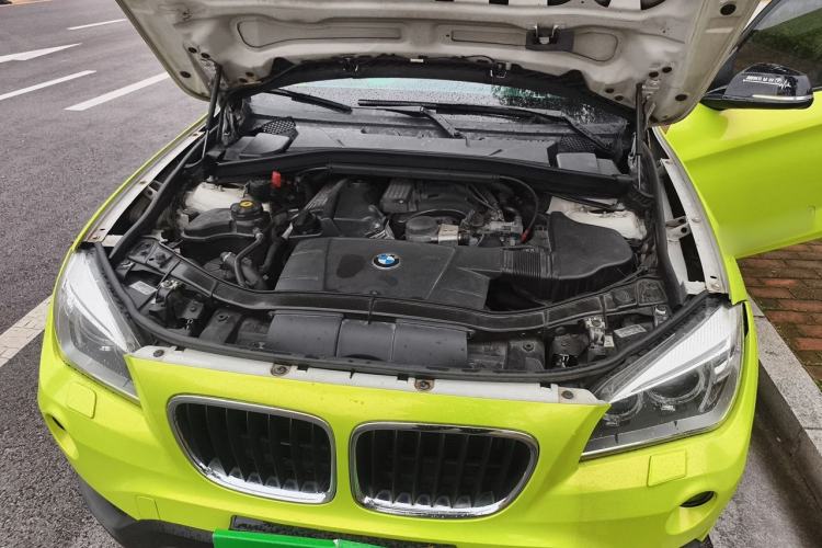 Used BMW X1 2012 sDrive18i Luxury Edition Engine Bay