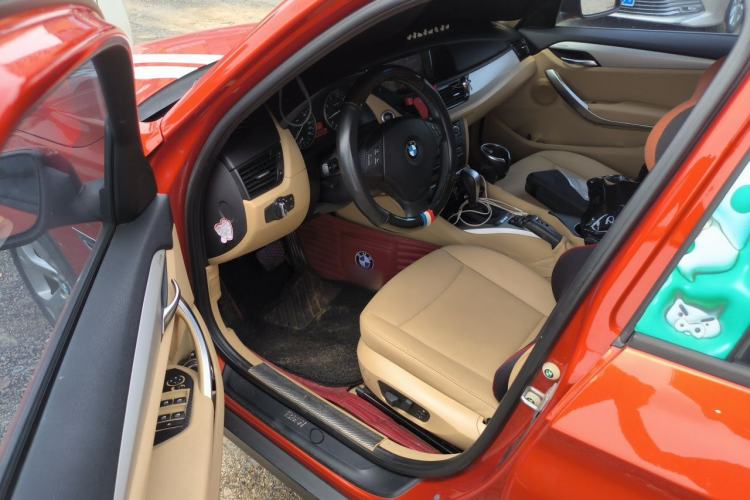 Used BMW X1 2012 sDrive18i Luxury Edition Driver Seat