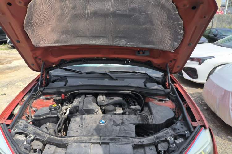 Used BMW X1 2012 sDrive18i Luxury Edition Engine Bay