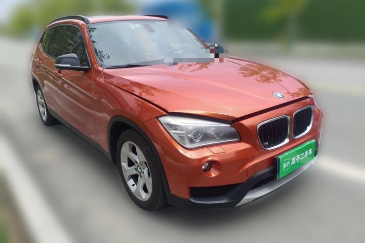 Used BMW X1 2012 sDrive18i Luxury Edition Front Right 45 Deg