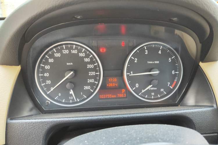 Used BMW X1 2012 sDrive18i Luxury Edition Instrument Cluster