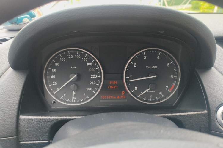 Used BMW X1 2012 sDrive18i Luxury Edition Instrument Cluster