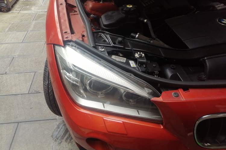 Used BMW X1 2012 sDrive18i Luxury Edition Right Front Headlight