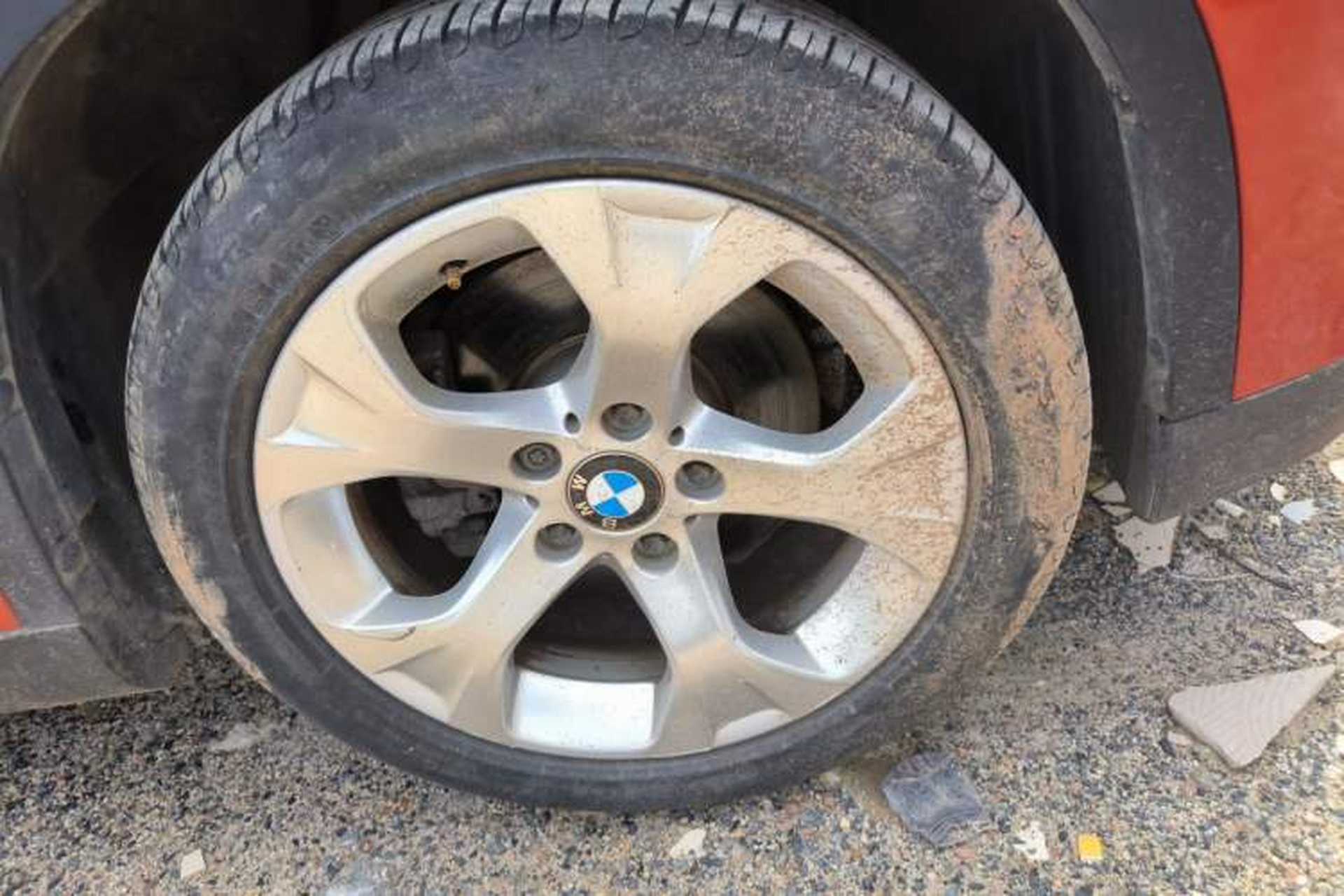 Used BMW X1 2012 sDrive18i Luxury Edition Right Front Wheel Hub