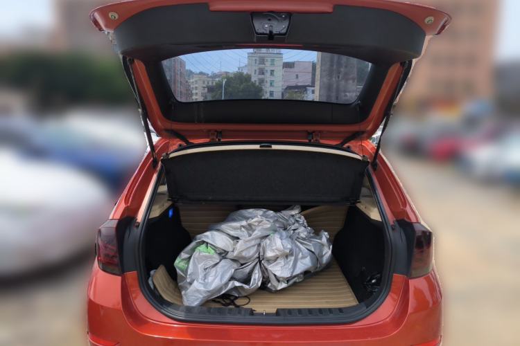 Used BMW X1 2012 sDrive18i Luxury Edition Trunk