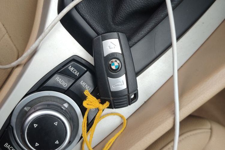 Used BMW X1 2012 sDrive18i Luxury Edition Vehicle Key
