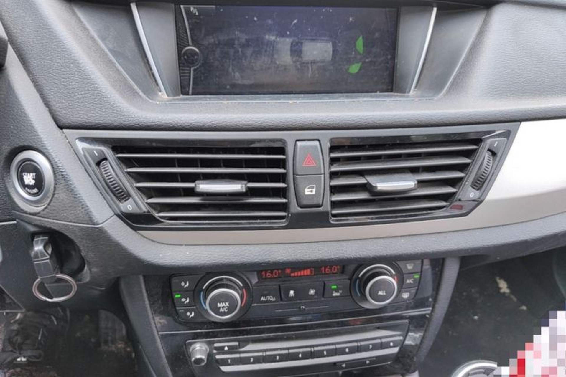 Used BMW X1 2012 sDrive18i Luxury Edition Audio And AC Panel