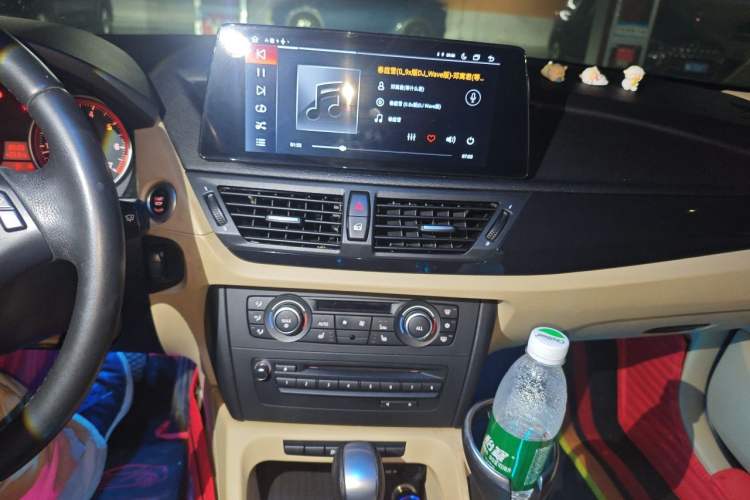 Used BMW X1 2012 sDrive18i Luxury Edition Audio And AC Panel