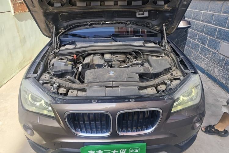 Used BMW X1 2012 sDrive18i Luxury Edition Engine Bay