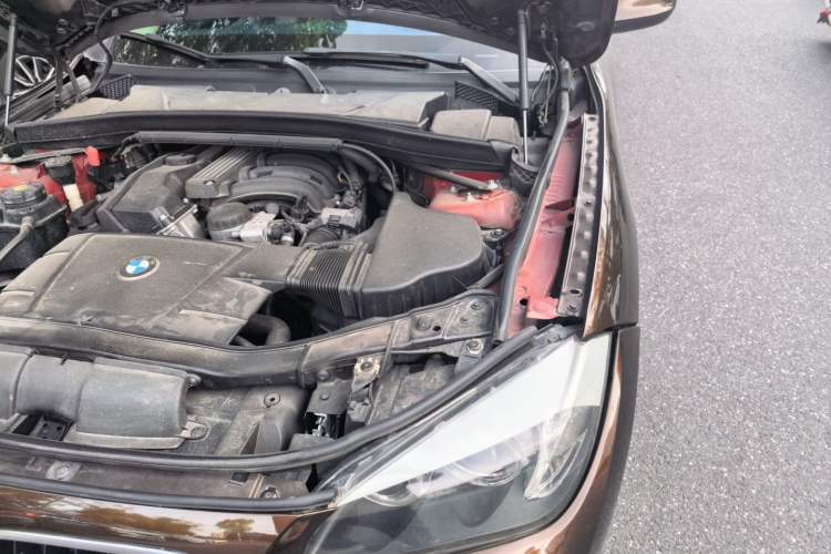 Used BMW X1  Engine Bay Left
