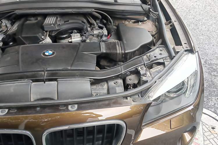 Used BMW X1 2012 sDrive18i Luxury Model Engine Bay Left