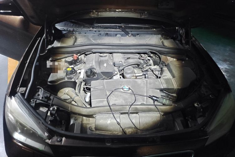 Used BMW X1 2012 sDrive18i Luxury Edition Engine Bay