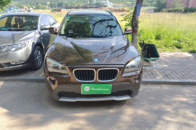 Used BMW X1 2012 sDrive18i Luxury Edition Front