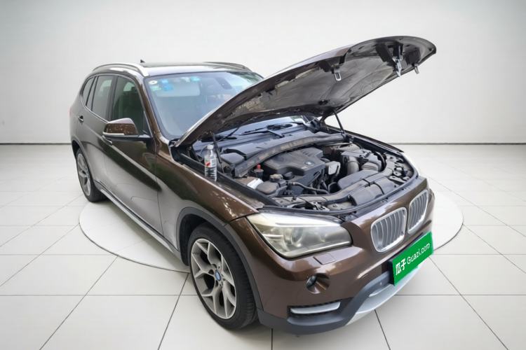 Used BMW X1 2012 xDrive20i Front Right 45 Deg