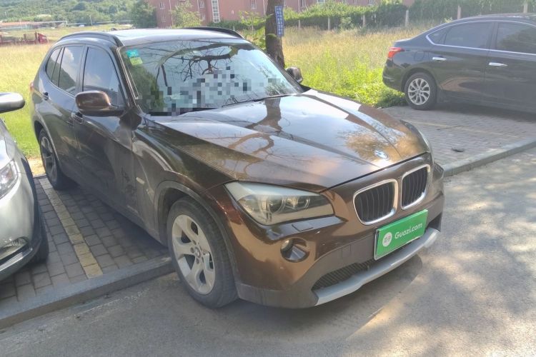 Used BMW X1 2012 sDrive18i Luxury Edition Front Right 45 Deg