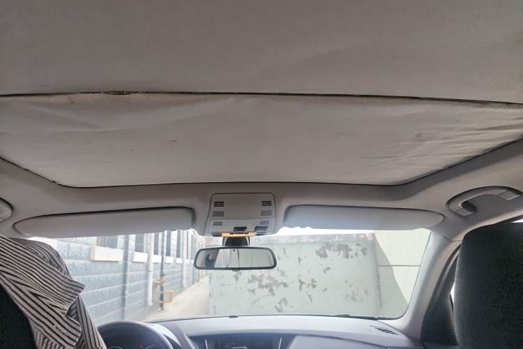 Used BMW X1 2012 sDrive18i Luxury Edition Headliner