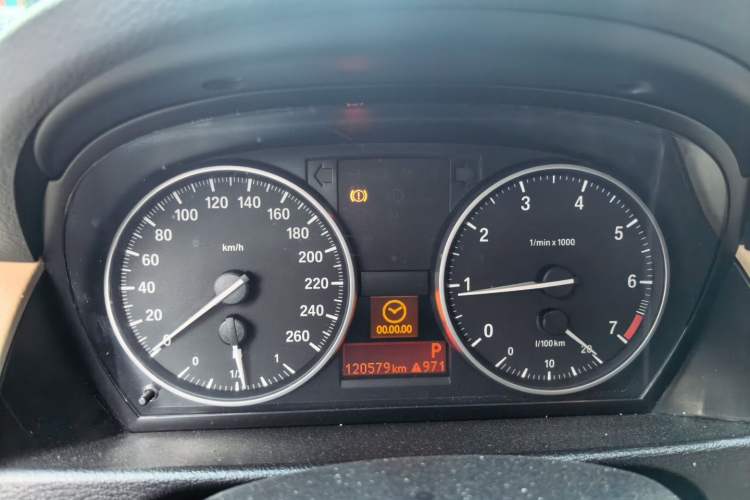 Used BMW X1  Instrument Cluster