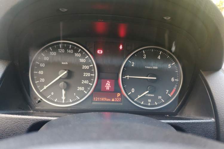 Used BMW X1 2012 sDrive18i Luxury Edition Instrument Cluster