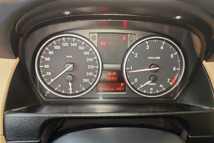 Used BMW X1 2012 sDrive18i Luxury Edition Instrument Cluster