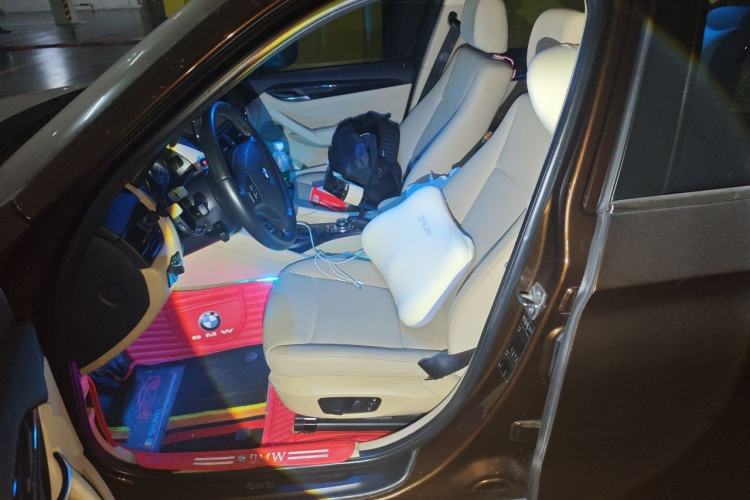 Used BMW X1 2012 sDrive18i Luxury Edition Left Front Seat