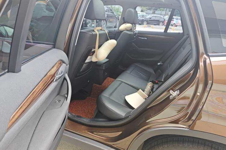 Used BMW X1 2012 xDrive20i Luxury Model Left Rear Seat