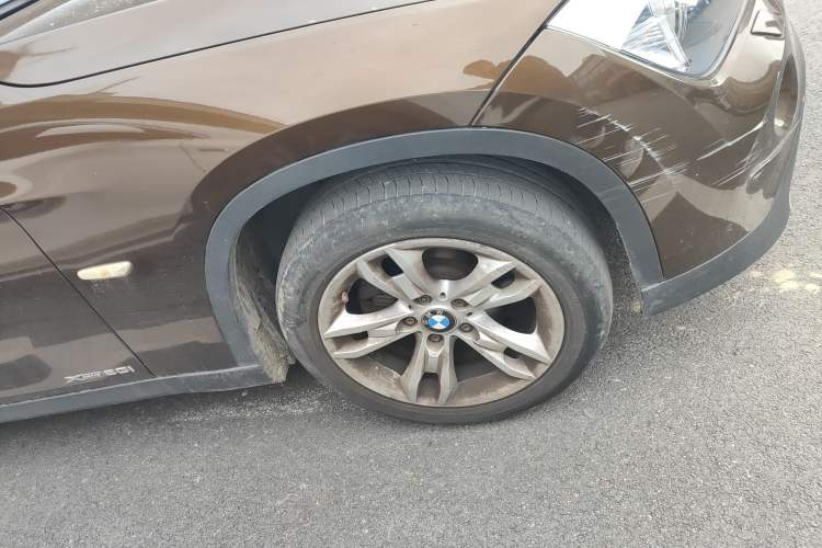 Used BMW X1 2012 xDrive20i Right Front Wheel Hub