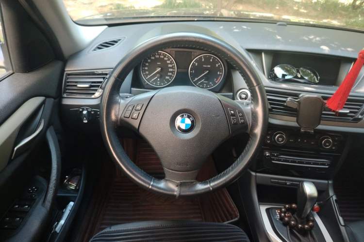 Used BMW X1 2012 sDrive18i Luxury Edition Steering Wheel