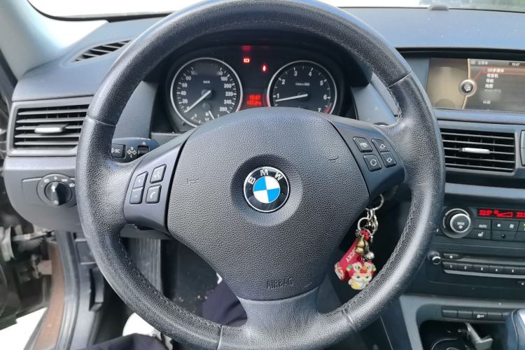 Used BMW X1 2012 sDrive18i Luxury Model Steering Wheel