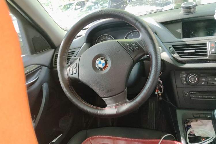 Used BMW X1 2012 sDrive18i Luxury Edition Steering Wheel