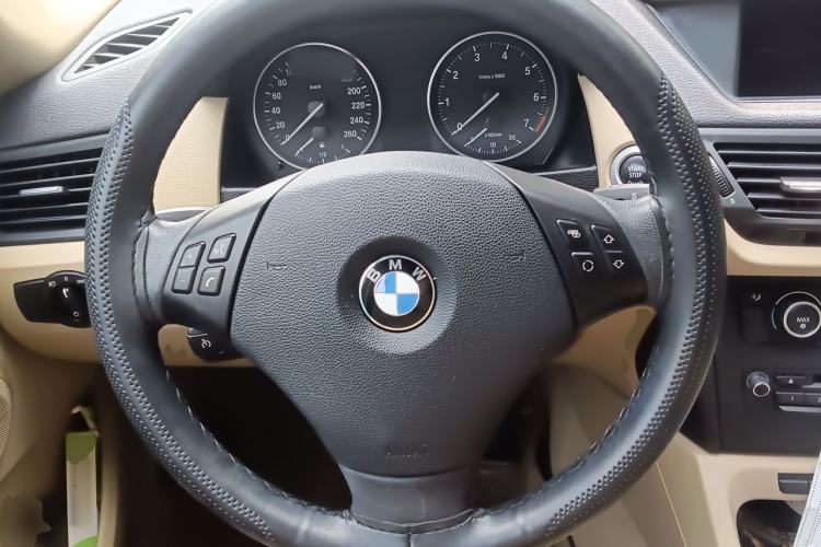 Used BMW X1 2012 sDrive18i Luxury Model Steering Wheel