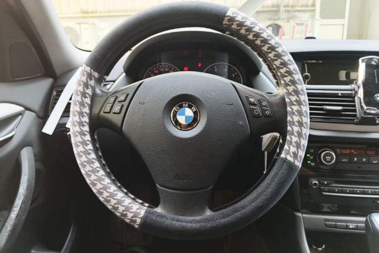 Used BMW X1 2012 sDrive18i Luxury Edition Steering Wheel