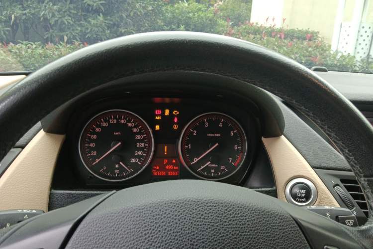 Used BMW X1 2012 sDrive18i Luxury Edition Instrument Cluster