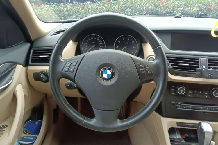 Used BMW X1 2012 sDrive18i Luxury Edition Steering Wheel